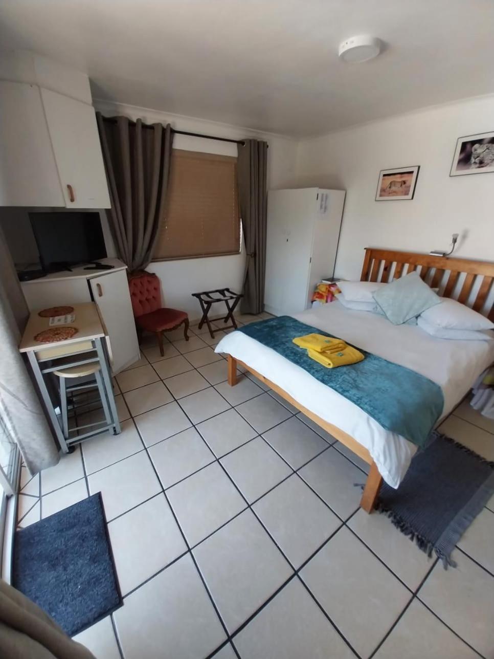 De Helling Self Catering Bed & Breakfast บราคเคนเฟล ภายนอก รูปภาพ